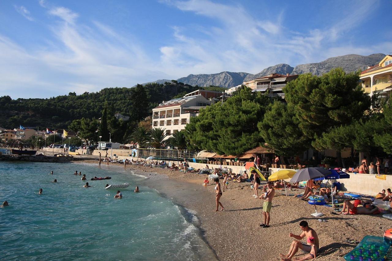 Aparthotel Natalia Podgora Bagian luar foto